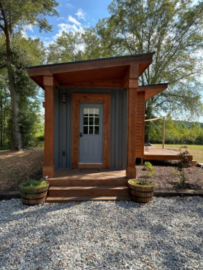 Tiny Retreat